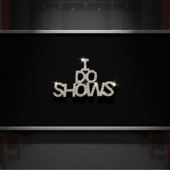 Silver Rhinestone Statement Pendant - Picture 3 of 3